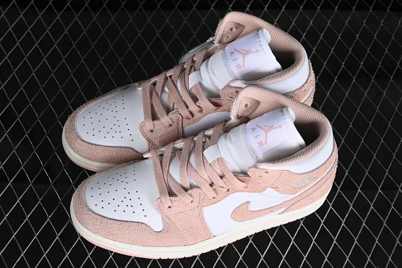 All categories Air Jordan Jordan series basketball shoes Air Jordan 1 Mid Air Jordan AJ1 Mid AJ1 Joe 1 white pink mid-top basketball shoes FN7432-161